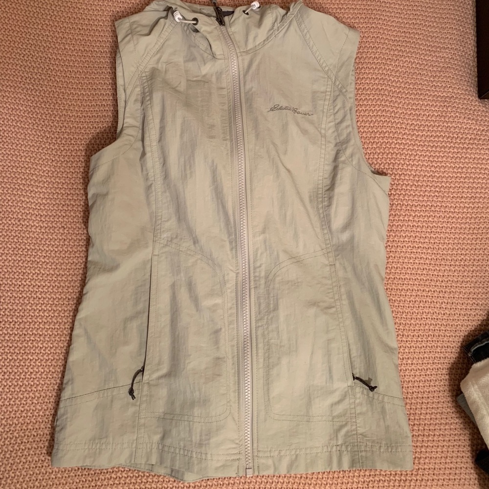 Eddie Bauer Cream Vest XS Lightweight